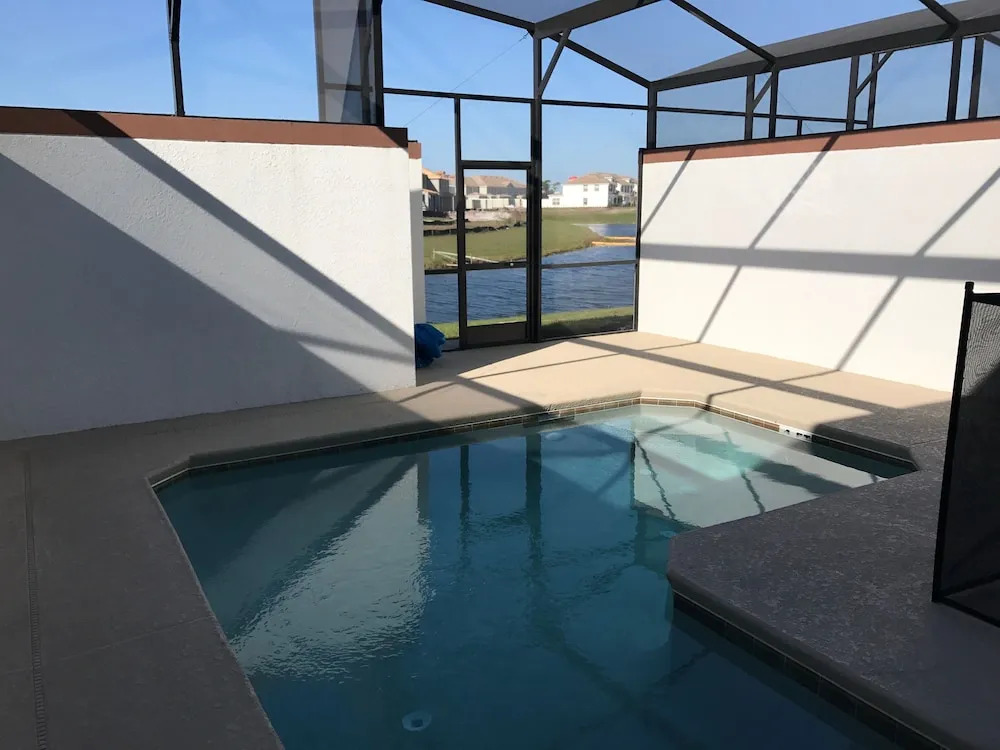 3109 Storey Lake Resort  41270/44281
