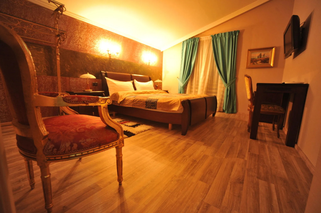 Dream Hotel