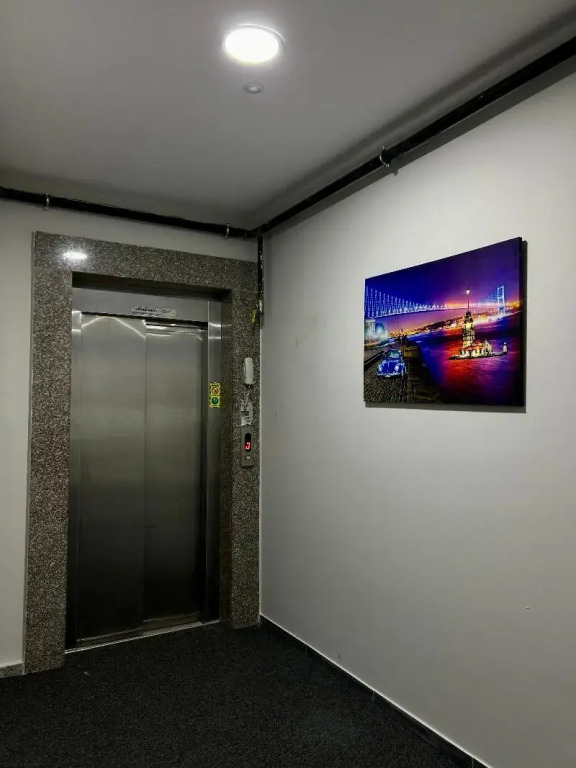 Li̇bra Hotel
