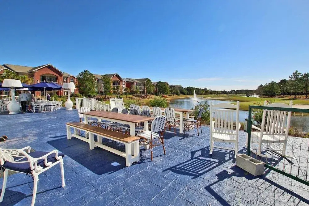 Emerald Greens 1102 - 1 Br condo