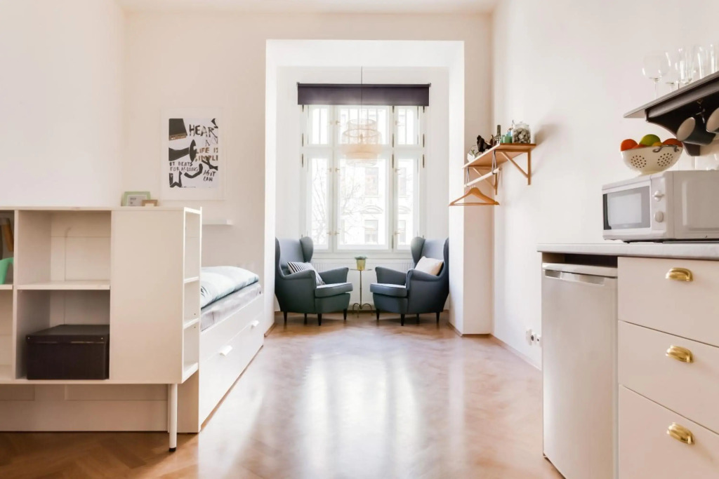 Trendy Local Apartment