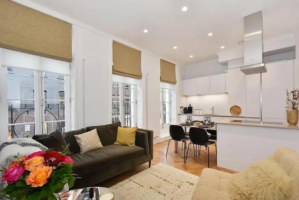 Superb Mayfair 1 Bed 1 5 Bath 5 m Air Conditioned