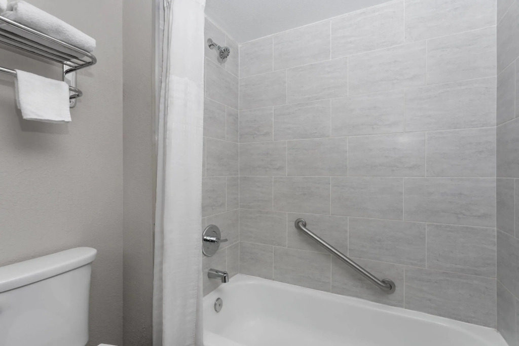 Super 8 Motel by Wyndham near Fort Lauderdale Arpt