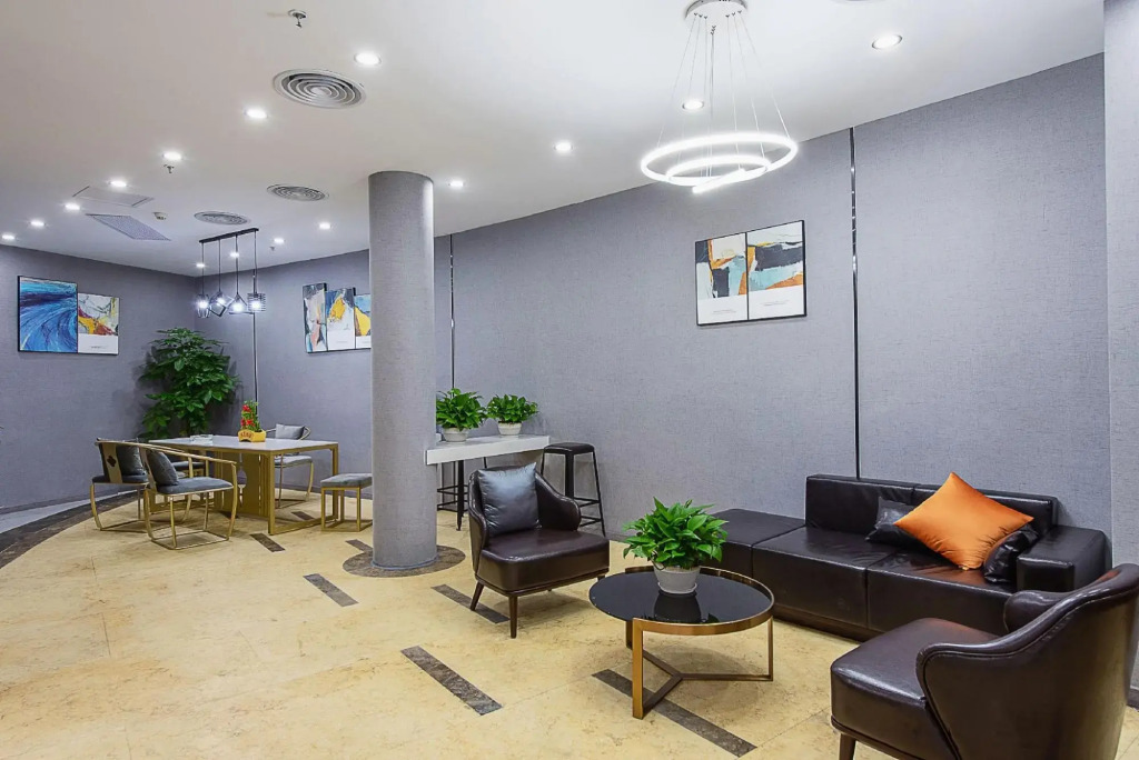 Xingyue Electric Sports Hotel (Dongguan Changping Baihua Times Square Branch)