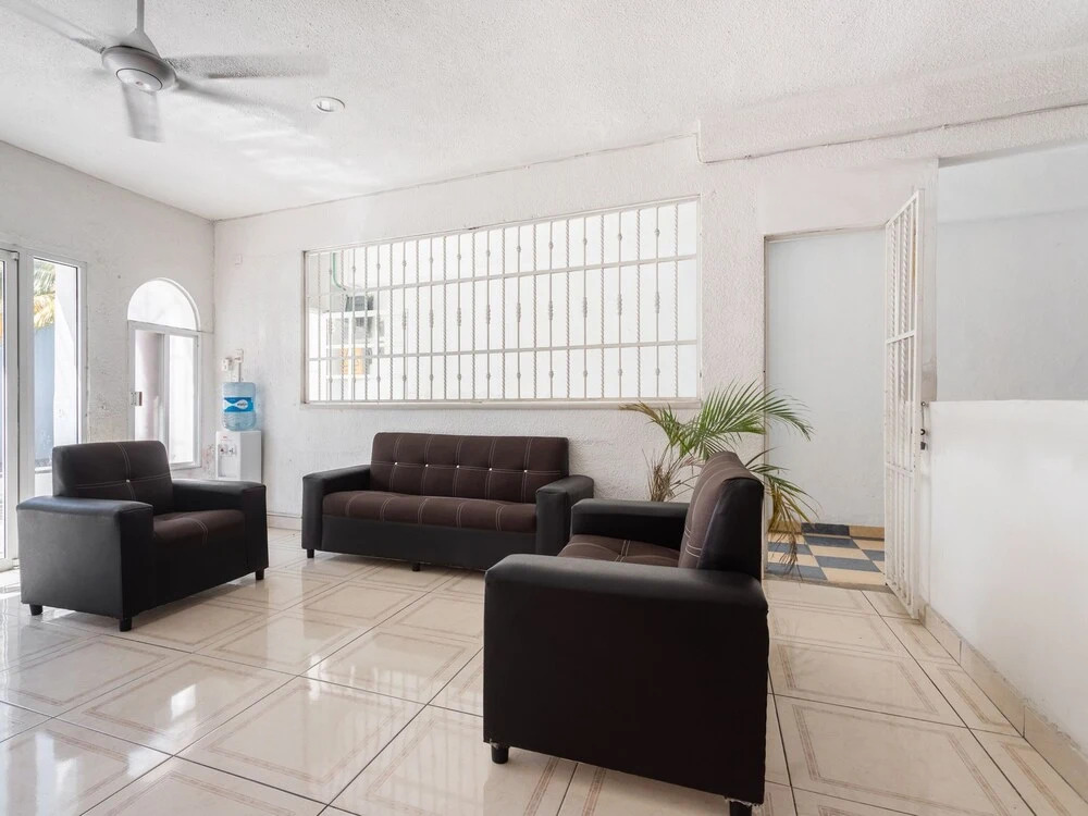 Oyo Hotel Paradise