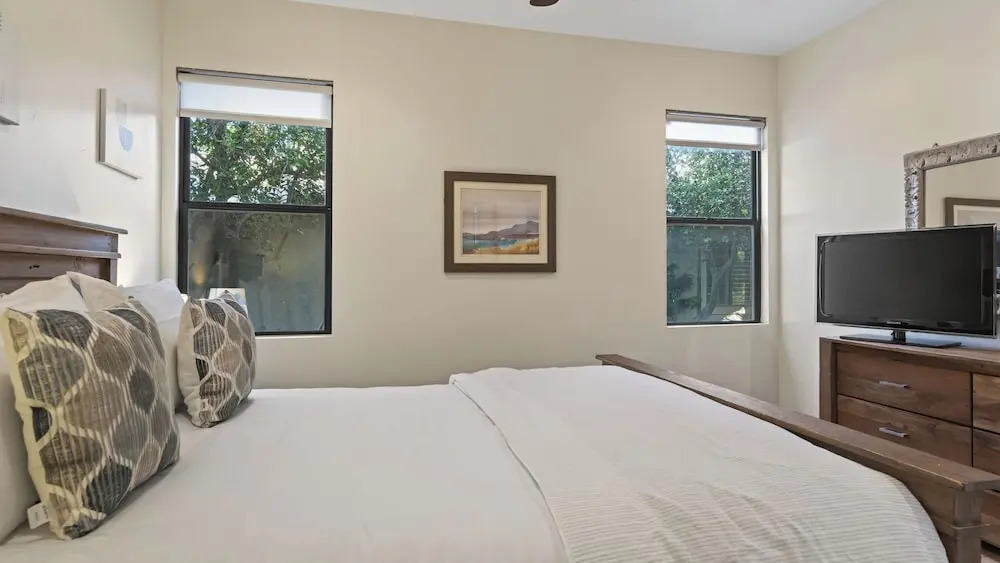 Palm Desert Fairway Condo With Firepit, Grill & Views Fairway Vista by Avantstay