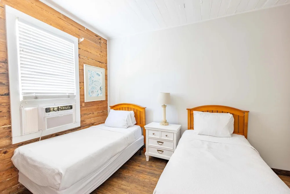 Seaport Suite by Brightwild 2nd Story Hideaway
