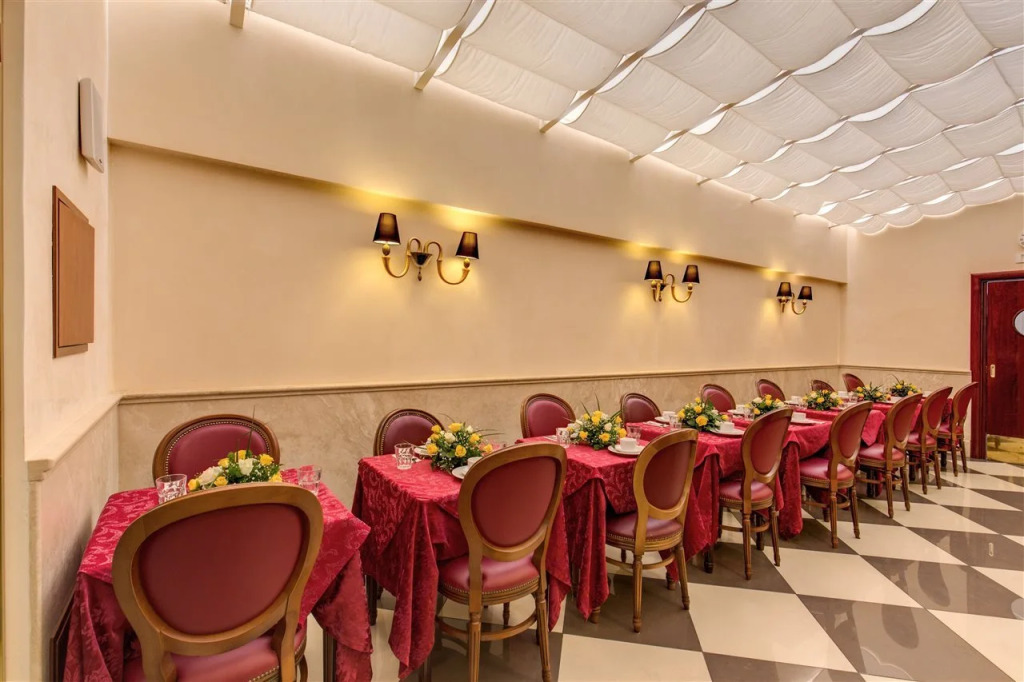 Hotel Contilia