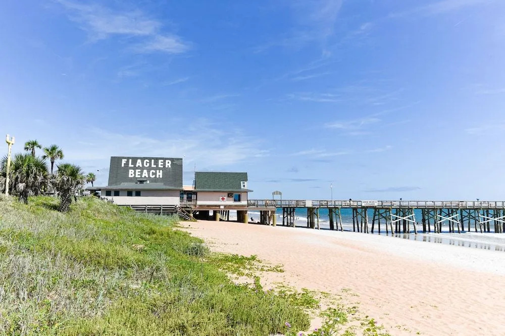 South Beach Club 205 by Distinctive Beach Rentals