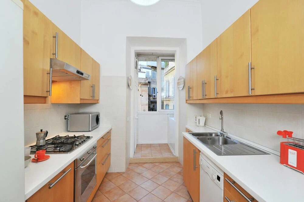 Elegant and Large 3beds Flat Beside Piazza Popolo