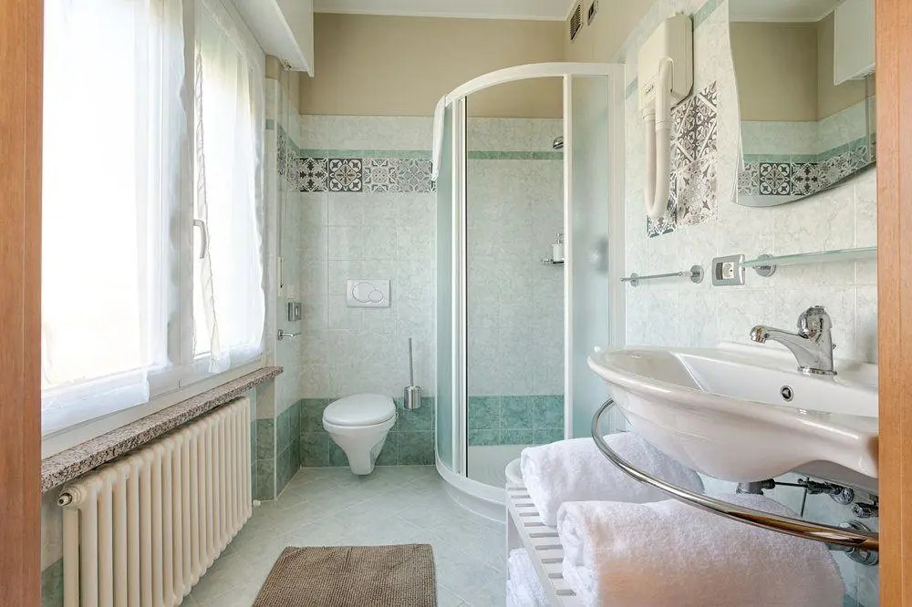 Vignola Rooms Avio