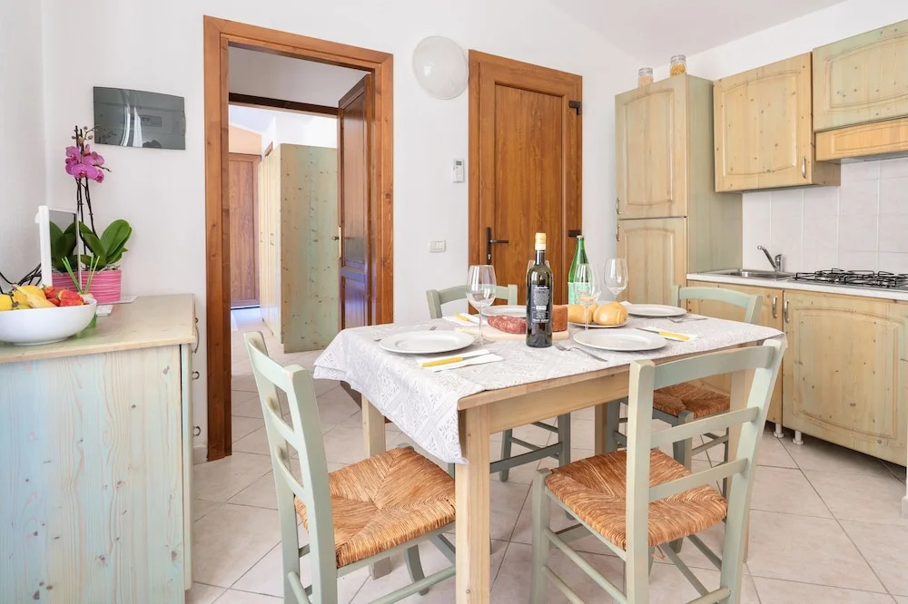 Residence with swimming- pool in Badesi