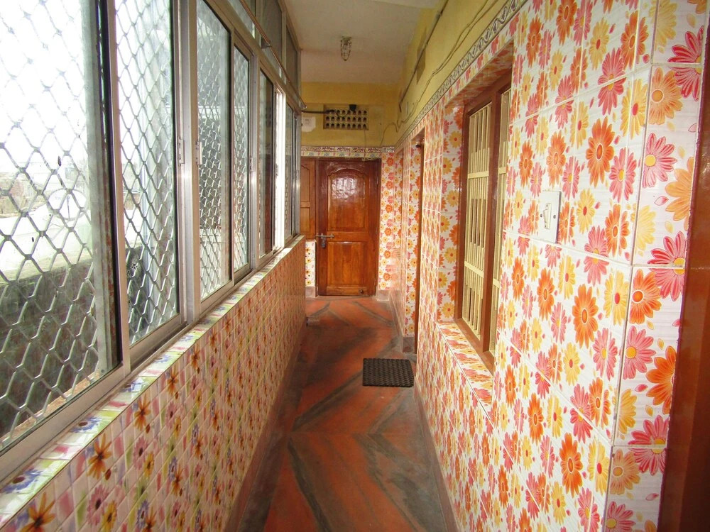 Goroomgo Annapurna Bhakta Niwas Puri