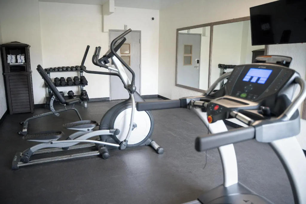 Comfort Inn & Suites Fairborn near Wright Patterson AFB