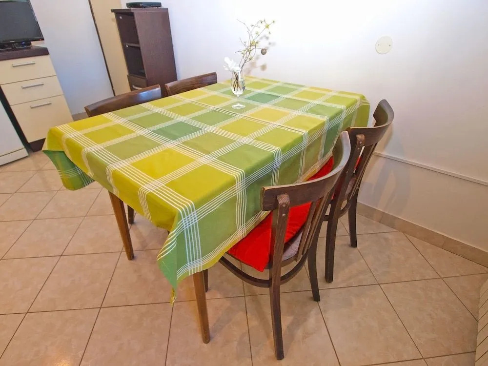 Apartment 1286