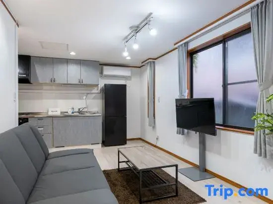 -Gyokuran-6-minute walk from Shin-Okubo station and 15-minute walk from Shinjuku station!