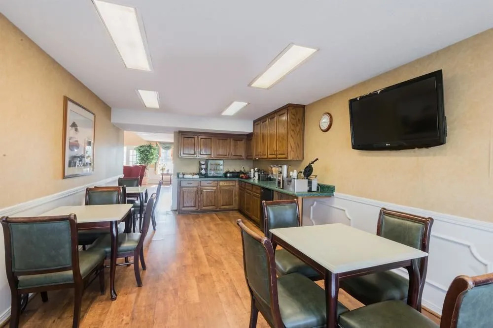 Baymont Inn & Suites Greenville