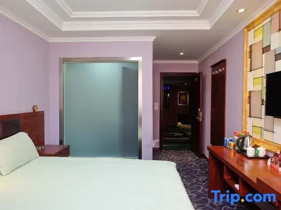 The first stop of Urumqi Theme Hotel