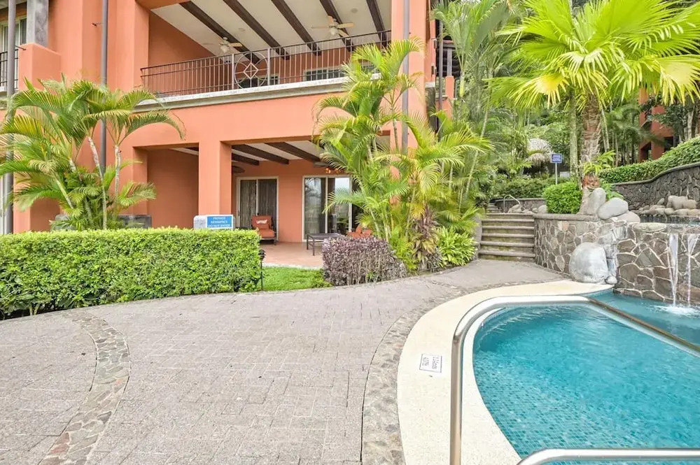 CR Luxury Montebello 3F 3 Bdrm