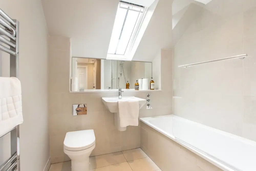 Quiet City Centre Spacious Apartment