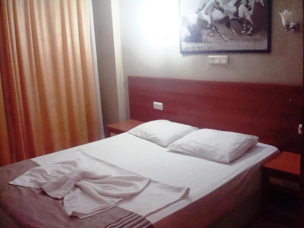 Kartel Hotel