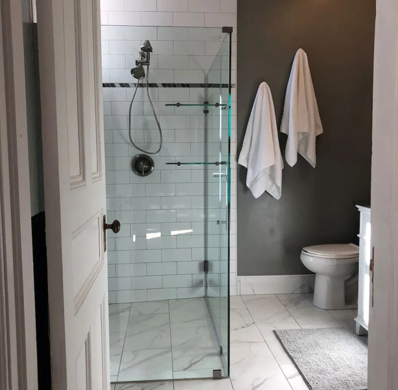 Hatch House Bed & Breakfast
