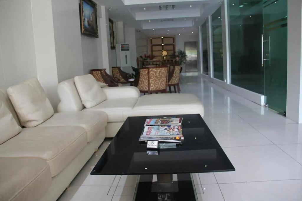Privi Suites