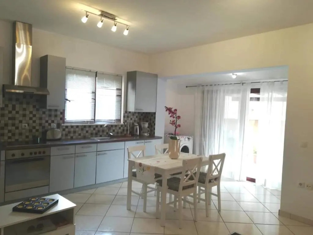 Ferienwohnung Dilou 8