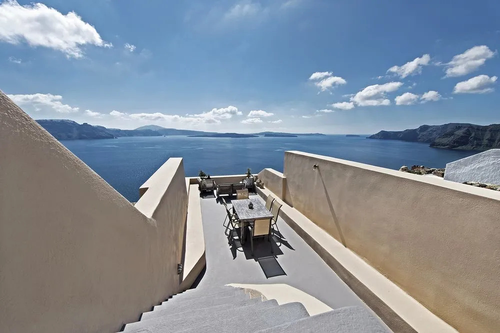 Lucky Homes - Oia