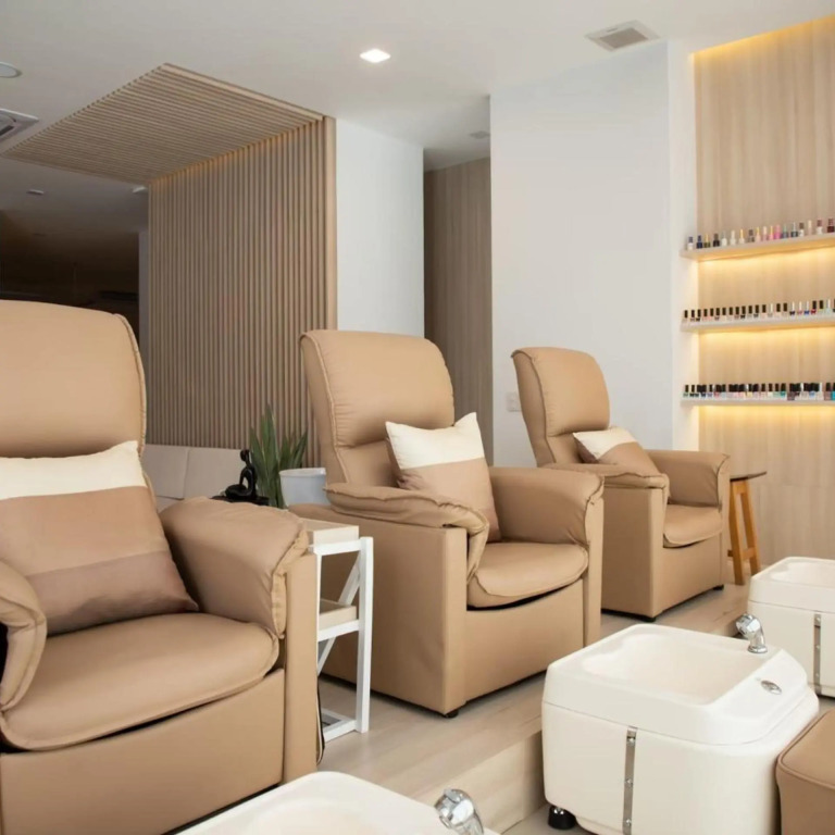 J & L Residence and Spa