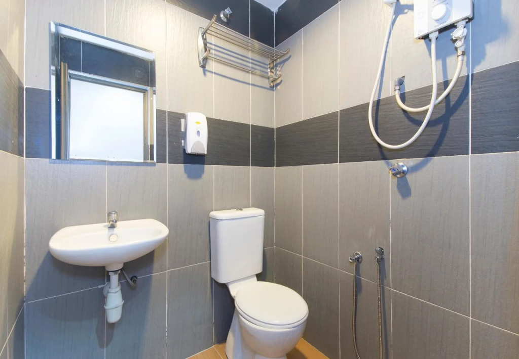 OYO 425 Hotel GS Inn