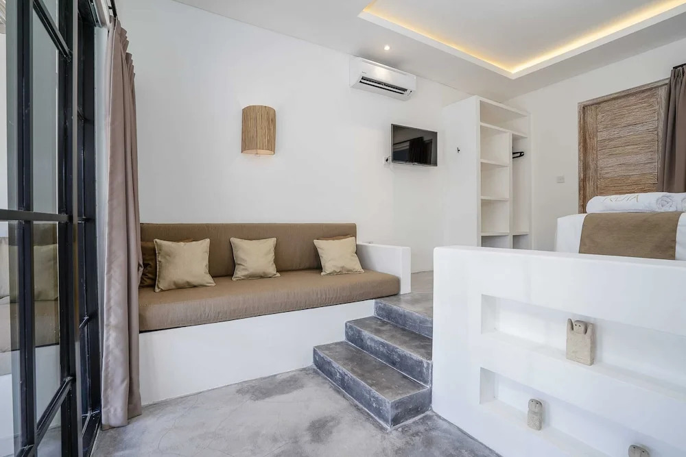 Villa Ruta II - Luxury 2BR Tropical Villa next to Luna Beach Club and Nyanyi beach