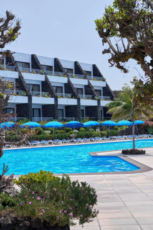 Caloura Hotel Resort