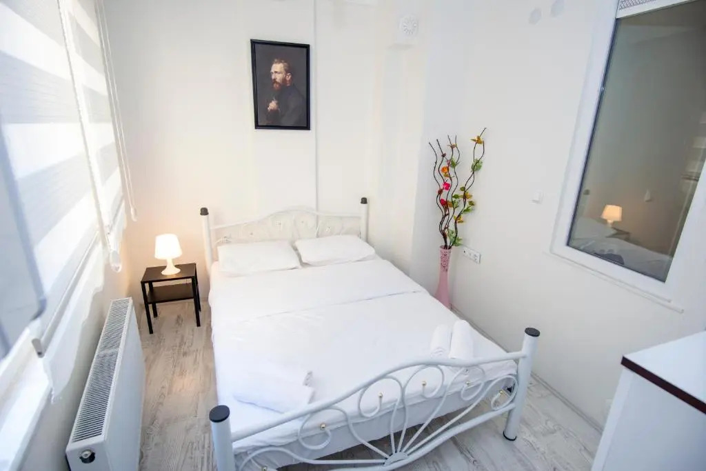 Arney Suites