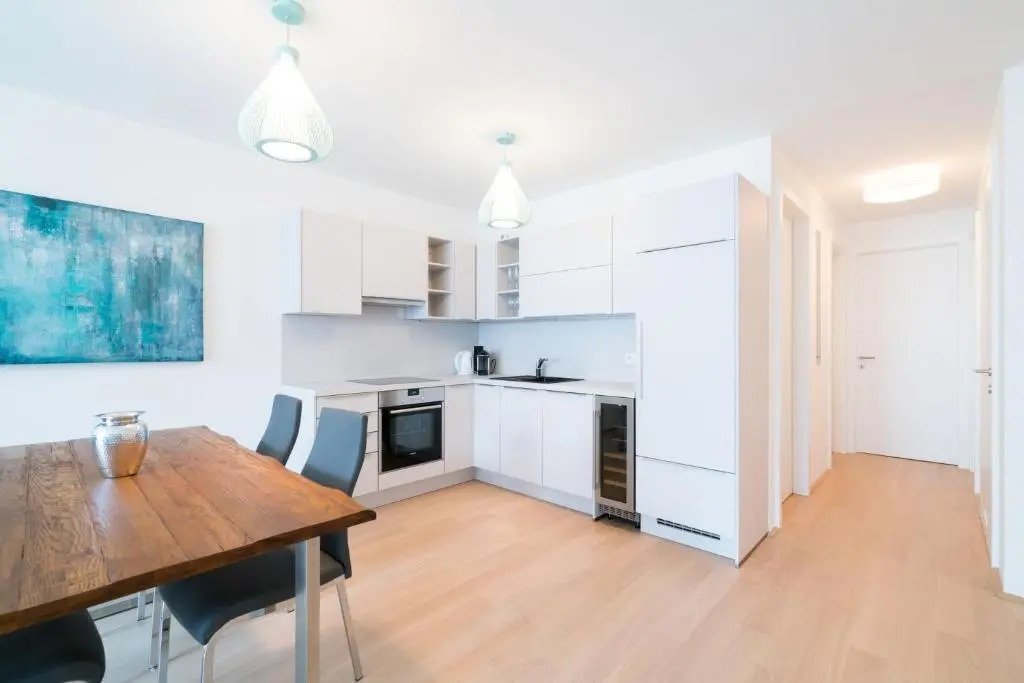 Vienna Residence | Spacious Serviced Apartment in Vienna directly at the U4