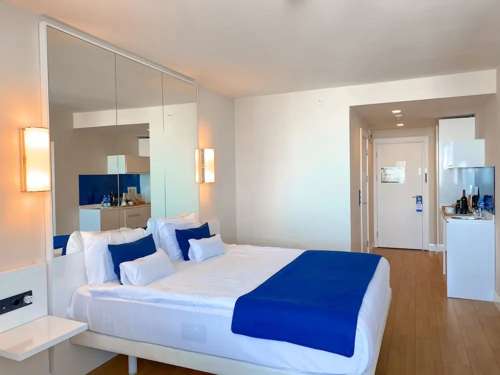Отель Seaside VIP40