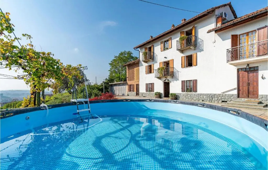 Awesome Home In Priocca With Wifi