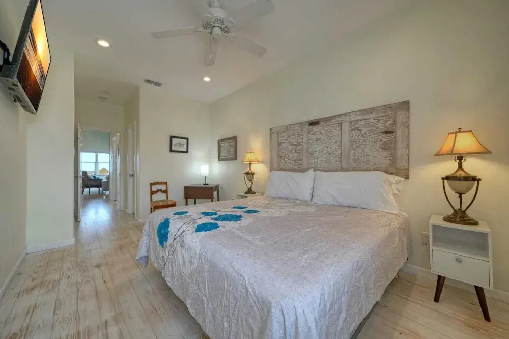 Laguna Village Oasis by AvantStay