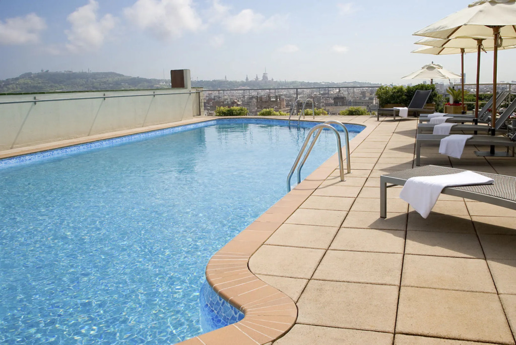 Отель NH Collection Barcelona Gran Calderón