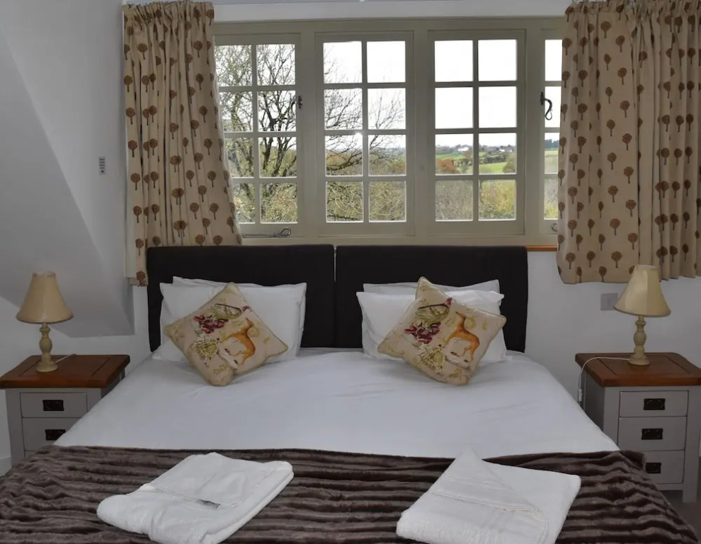Three Horseshoes Country Inn