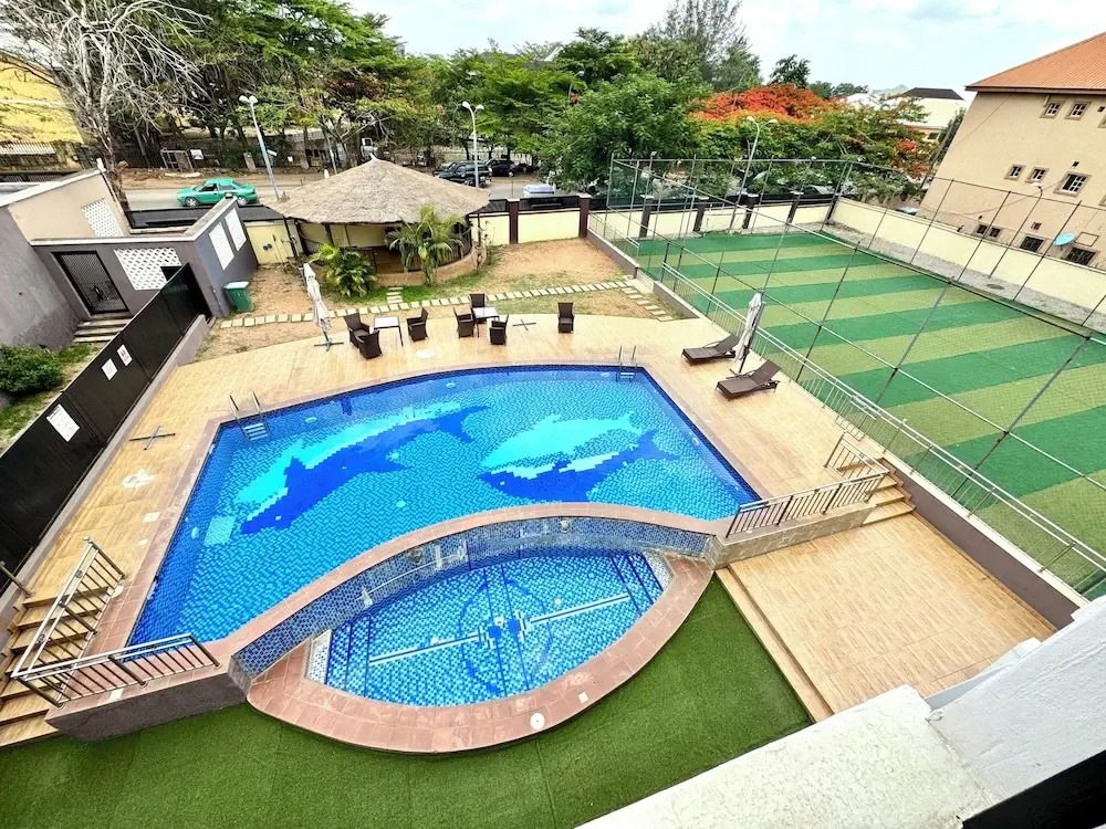 FURNISHED APARTMENTS Duplex