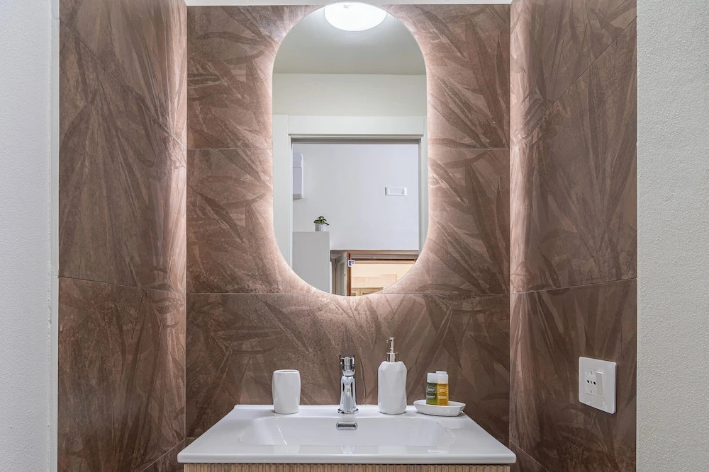 Historic Building Modern Touches - Ortigia