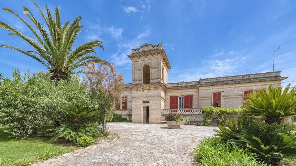 VILLA DEI GLICINI 8&2, Emma Villas