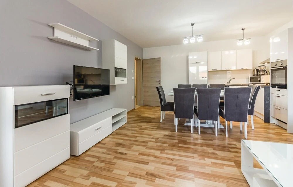 Beautiful Home in Medulin With Wifi and 3 Bedrooms