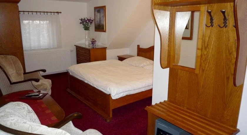 Golden Golem hotel & Spa