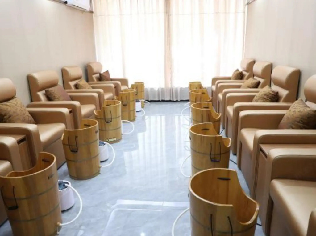 Fangchenggang International Ying Hotel