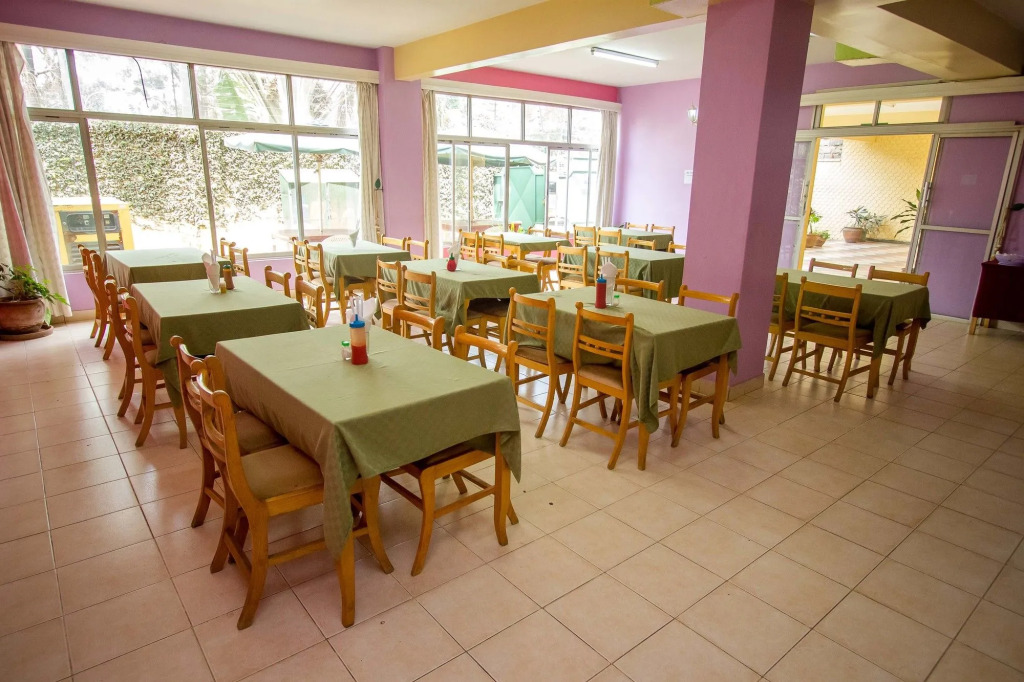 Harlequin Suites Hotel