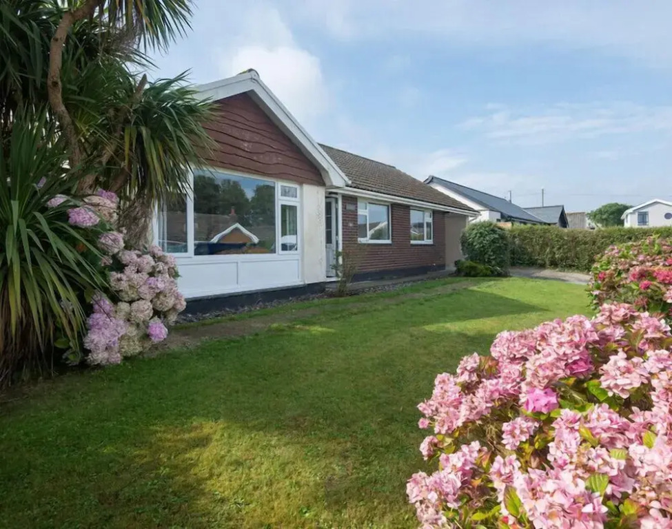 Greenaway, 4 Rockhaven Gardens