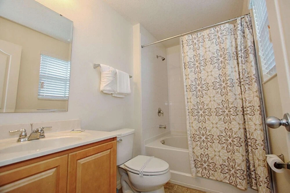 3207 Compass Bay