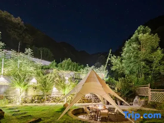 Inpool Lodge
